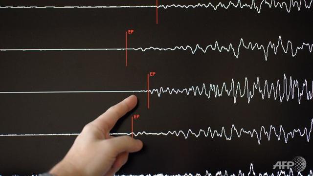 093386800_1452074417-2016-01-06-ilustrasi_gempa