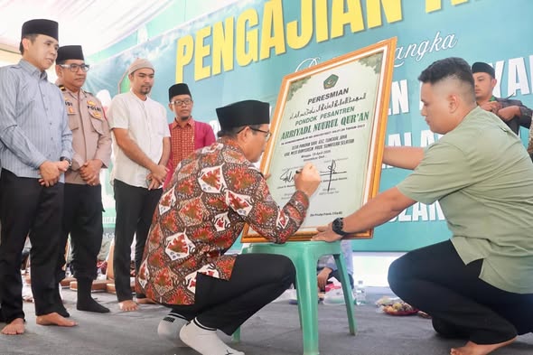ponpes_arriyadl_nurul_quran_diresmikan_wabup_muba_